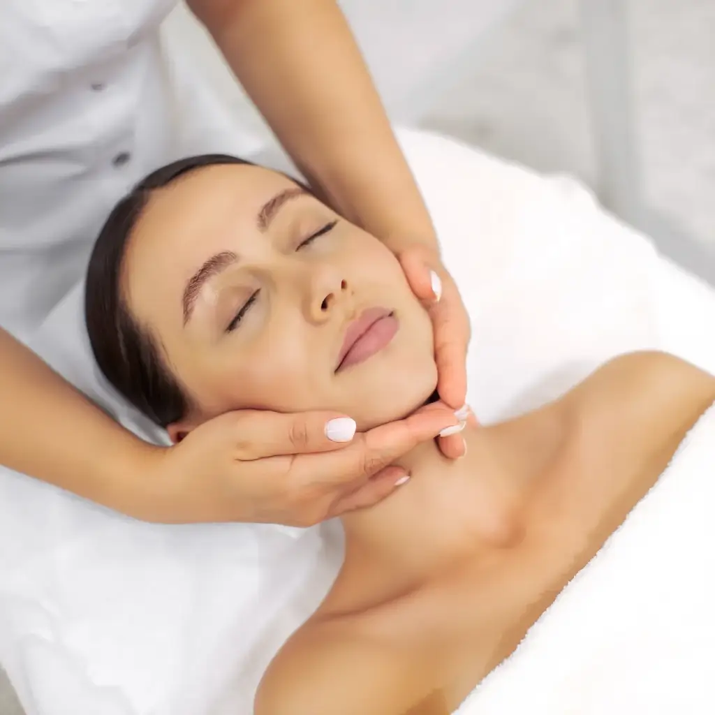 Tratamiento láser diodo facial para una piel más suave