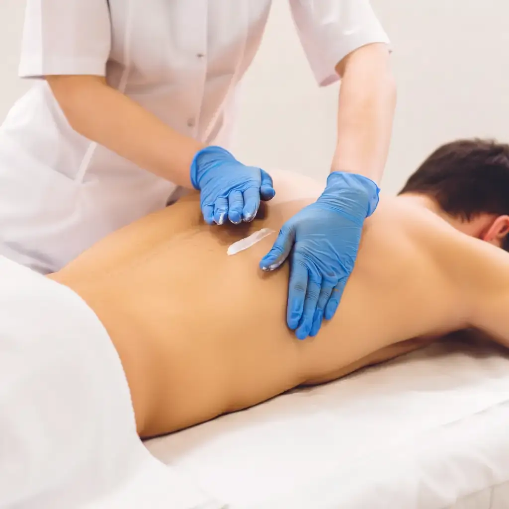 Depilación lumbar con láser diodo para hombres