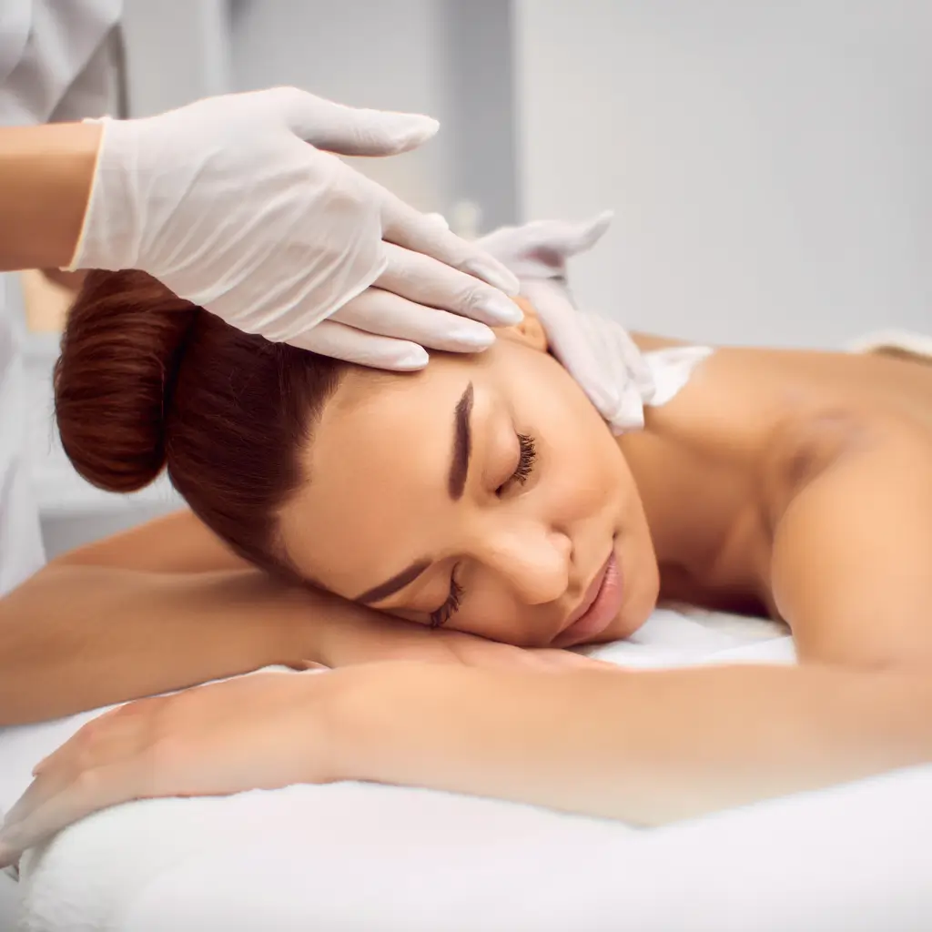 Tratamiento láser diodo en nuca para una piel uniforme