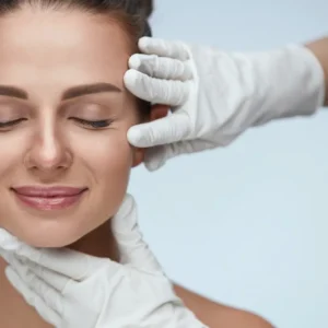 Tratamiento de ojeras para rejuvenecer la mirada